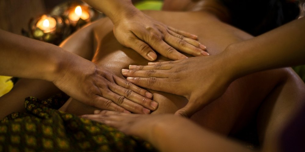 Four Hand Massage Juhu